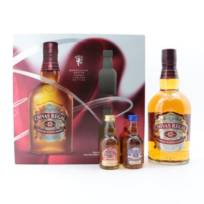 Chivas Regal Manchester United Gift Set 1 x 70cl & 2 x 5cl