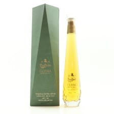 DON JULIO ULTIMA RESERVA EXTRA ANEJO TEQUILA 75CL