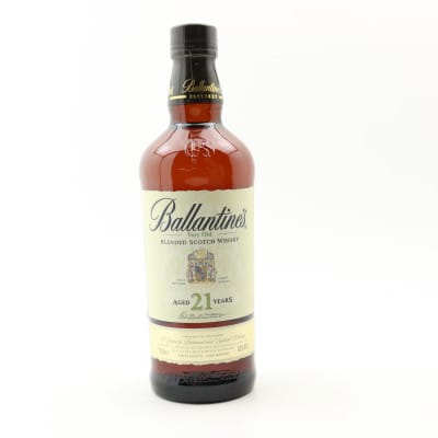 Ballantine's 21 Year Old, European Oak Cask, 43% whisky bottle