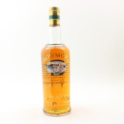 Bowmore 10 Year Old, 40% whisky bottle