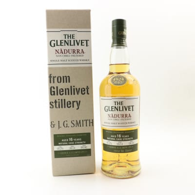 Glenlivet Nadurra 16 Year Old, American Oak Cask, 55.2% whisky bottle