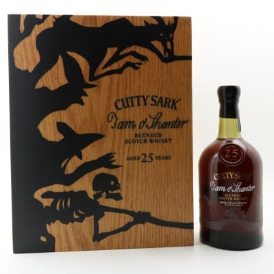 Cutty Sark 25 Year Old Tam O’Shanter & Book