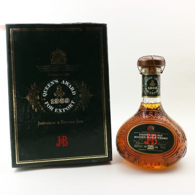 J&B Queens Award 43% whisky bottle