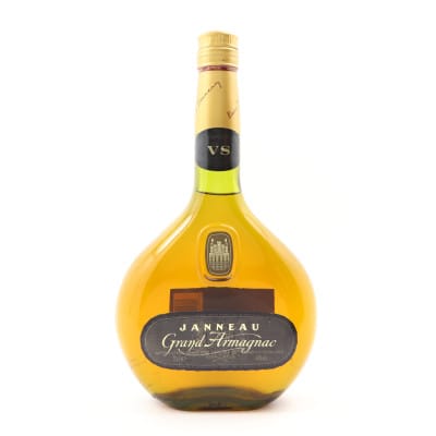 Janneau VS Grand Armagnac, 40% whisky bottle