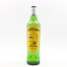 CUTTY SARK CASK STRENGTH  CARRY ON