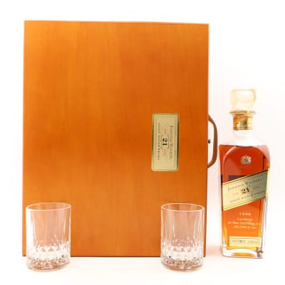 Johnnie Walker 21 Year Old Gift Set with Glasses in Wooden Box