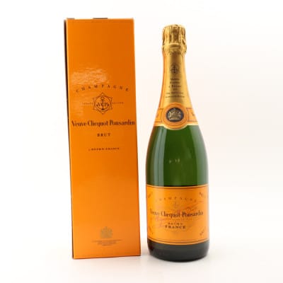 Veuve Clicquot Ponsardin NV Champagne 75cl