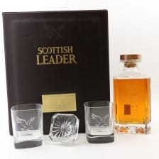 SCOTTISH LEADER 30 YEAR OLD LIMITED EDITION GIFT SET WITH GLASSES 75CL