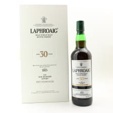 LAPHROAIG 30 YEAR OLD IAN HUNTER STORY BOOK 2 BUILDING AN ICON