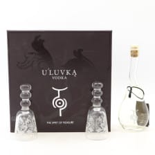 ULUVKA VODKA GIFT SET WITH GLASSES 10CL