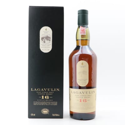 Lagavulin 16 Year Old