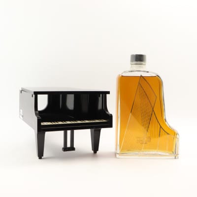 Suntory Royal Grand Piano Decanter 60cl