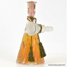 QUEEN S CASTLE 15 YEAR OLD CRYSTAL DECANTER 50CL