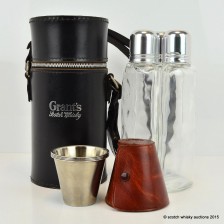GRANT S HUNTER S FLASKS   4 CUP SET
