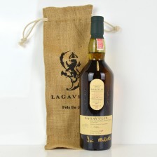 Lagavulin Feis Ile 2015 Signed By Iain Macarthur