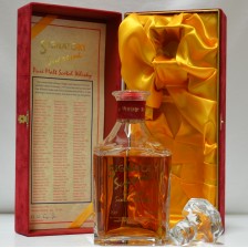 SIGNATORY SUPREME DECANTER WITH 104 DIFFERENT MALTS