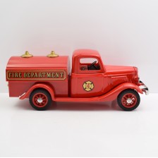 Jim Beam 100 Months Old Fire Truck 4 Decanter