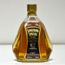 QUEEN ANNE SOMETHING SPECIAL 70  PROOF 26 2 3 FL OZ