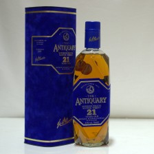 ANTIQUARY 21 YEAR OLD IN FAUX VELVET TUBE