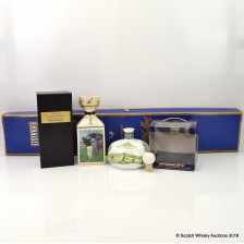 POINTERS GOLFING LEGENDS TIGER WOODS DECANTER  MCGIBBON S ST ANDREWS CERAMIC DECANTER   ST ANDREWS PUTTER