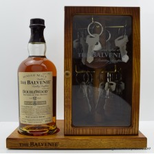 Balvenie 12 Doublewood Including Balvenie Handcrafted Wooden Bottle Stand Key Holder Keyrings