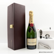 MOET   CHANDON BRUT IMPERIAL CHAMPAGNE WITH SOMMELIER S SET