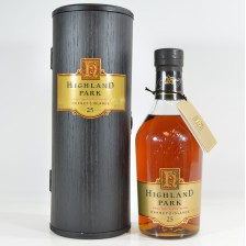 HIGHLAND PARK 25 YEAR OLD IN CYLINDER BOX