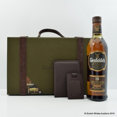 Glenfiddich 18 Year Old Explorer's Case