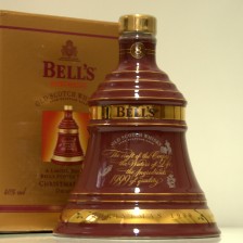BELL S DECANTER CHRISTMAS 1999