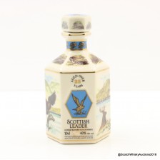 SCOTTISH LEADER 25 YEAR OLD CERAMIC DECANTER 10CL