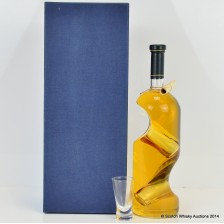 HIGHLAND MALT DECANTER WITH SHOT GLASS