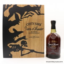 CUTTY SARK 25 YEAR OLD TAM O SHANTER   BOOK